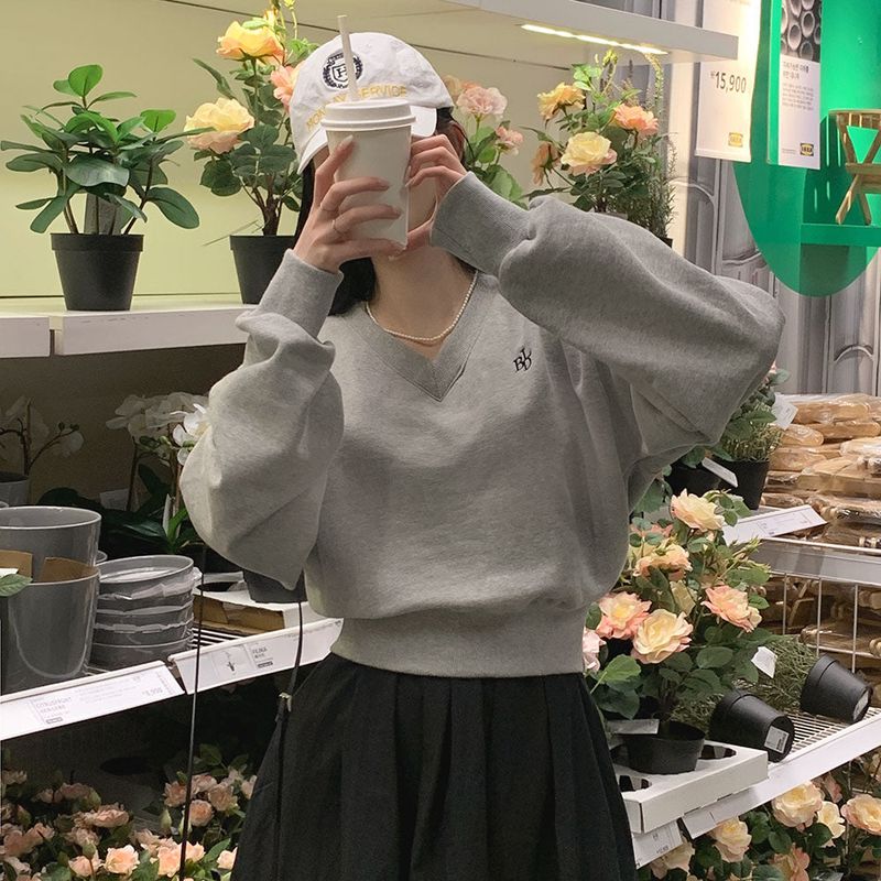 [Bellide made] Pastel V-neck cropped sweatshirt