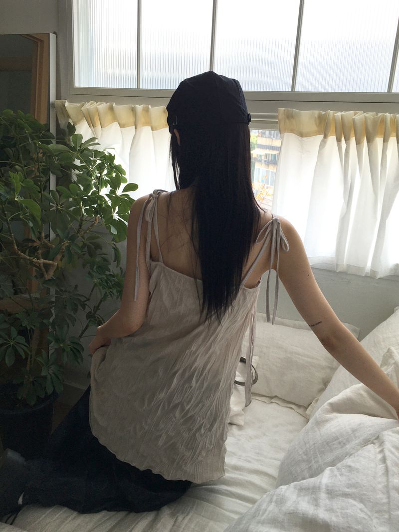 [Muffler set] Lucing Wrinkle Ribbon Strap Sleeveless Dress