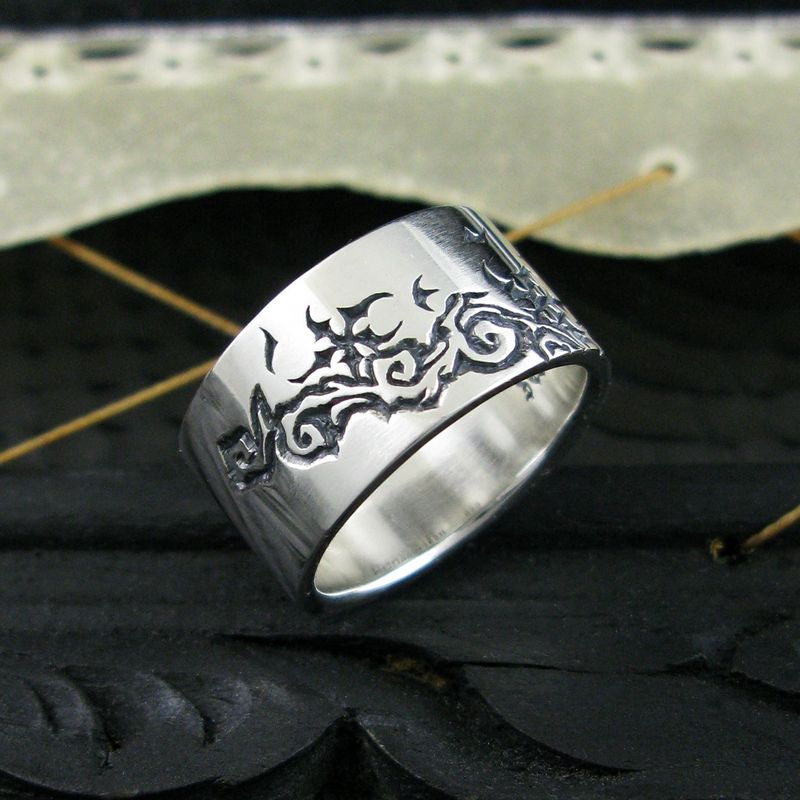 Lunar Breeze-F1 silver ring