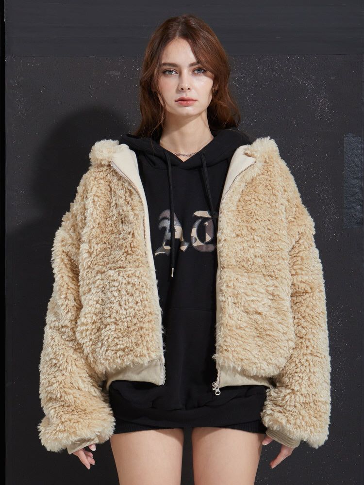 GATELESS（ゲートレス）の「FUR ZIP-UP -BEIGE（Tops）」