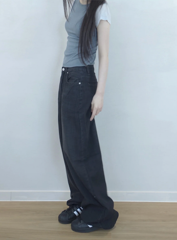 black wide pants