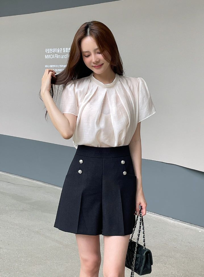 iam mari（アイアム マリ）の「Ringo Pintuck Back Ribbon Short Sleeve Blouse（Tops）」