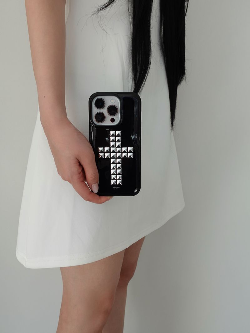 des stud case (black)