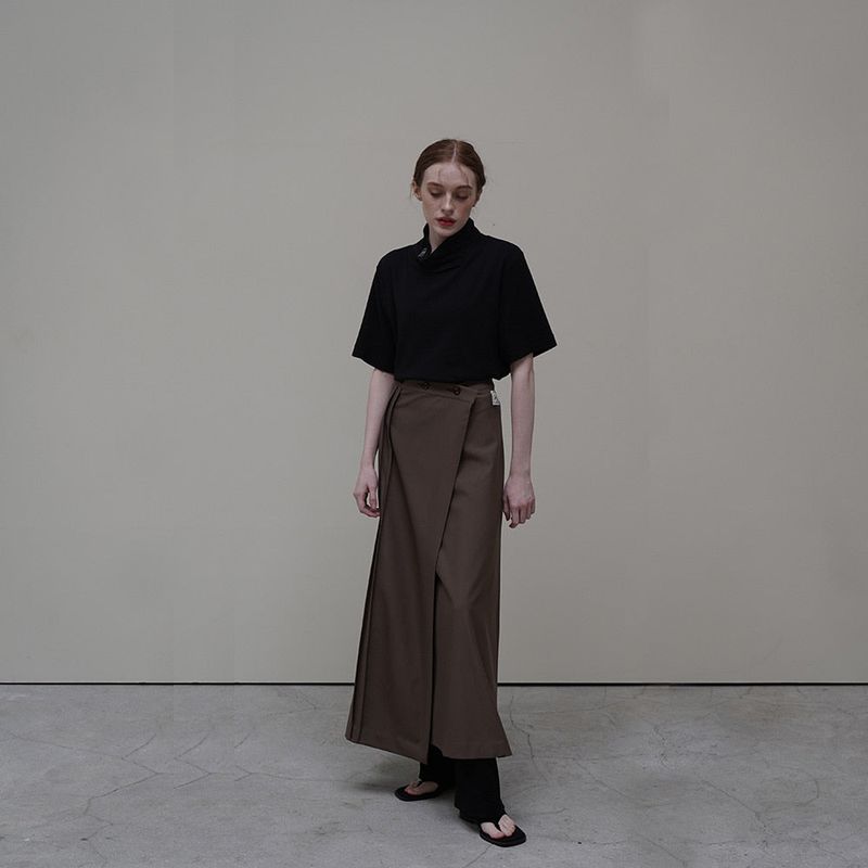 Black Drape T-Shrits