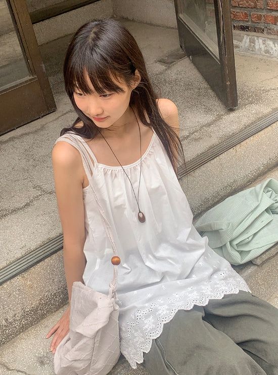 BAON（バオン）の「Uhari Lace Shirring Bustier Sleeveless（Tops）」
