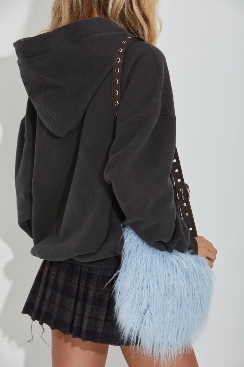 BEADS RIBBON HOOD