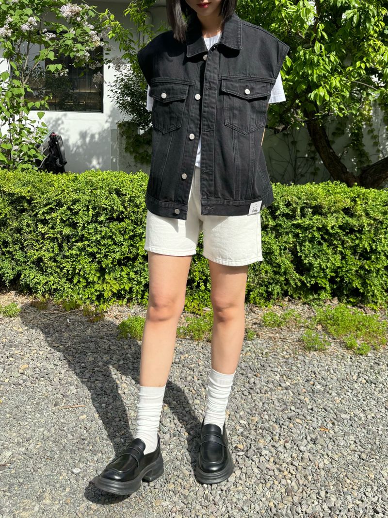 LOOSE FIT BLACK DENIM VEST code 21012