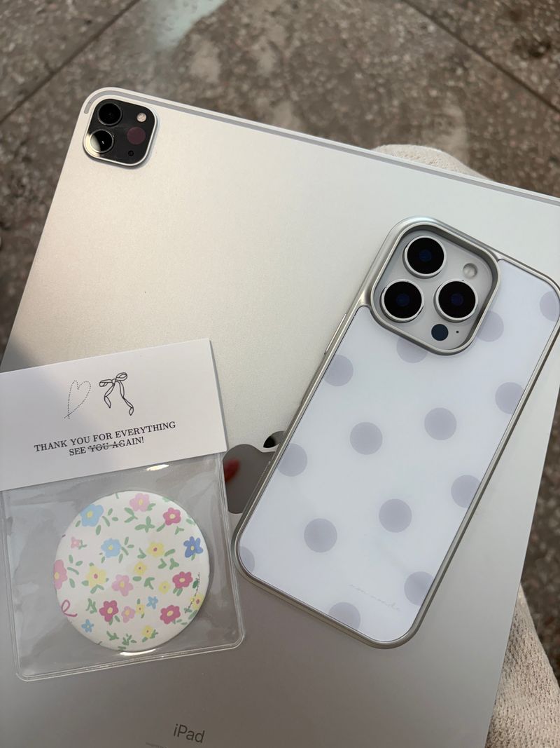 pure dot phone case