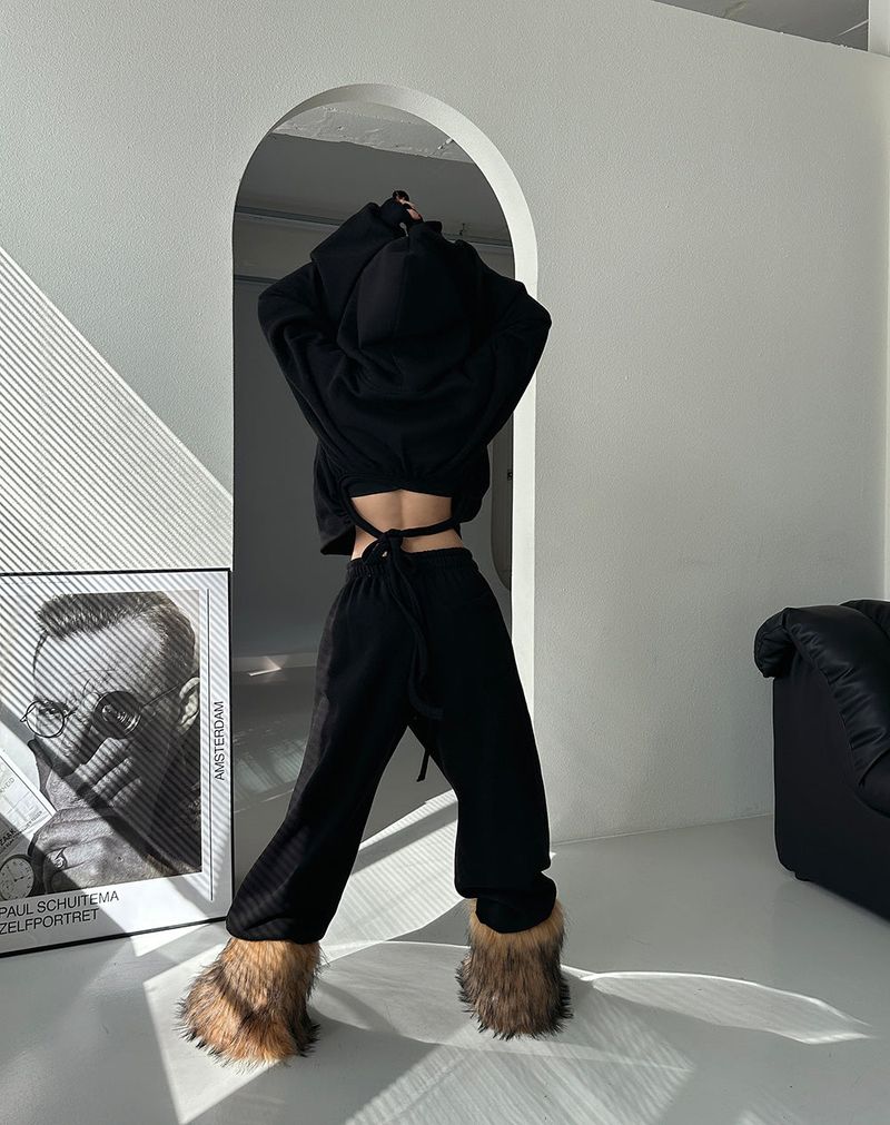 Valen Napping Backless Hoodie