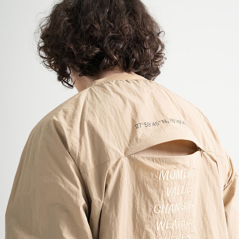 Nylon Seam Line Round Shirt - BEIGE
