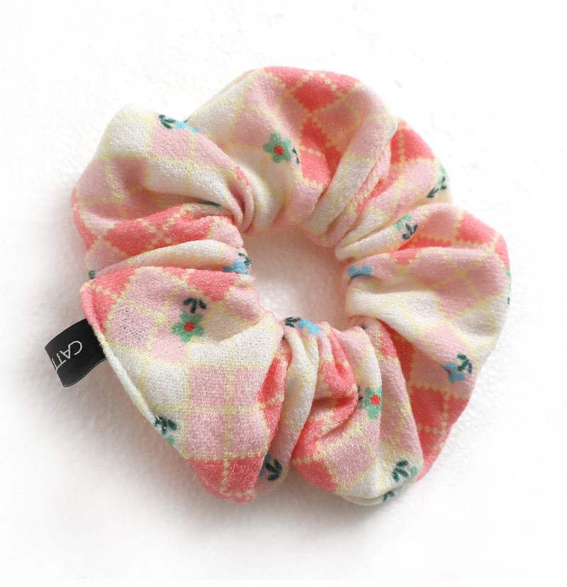 SET Highteen Sleeveless Crop Top Scrunchie Pink