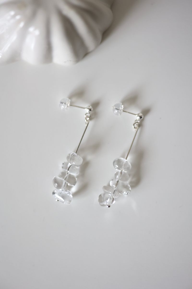 Drop Pebble White Crystal Silver 925 Pierce handmade