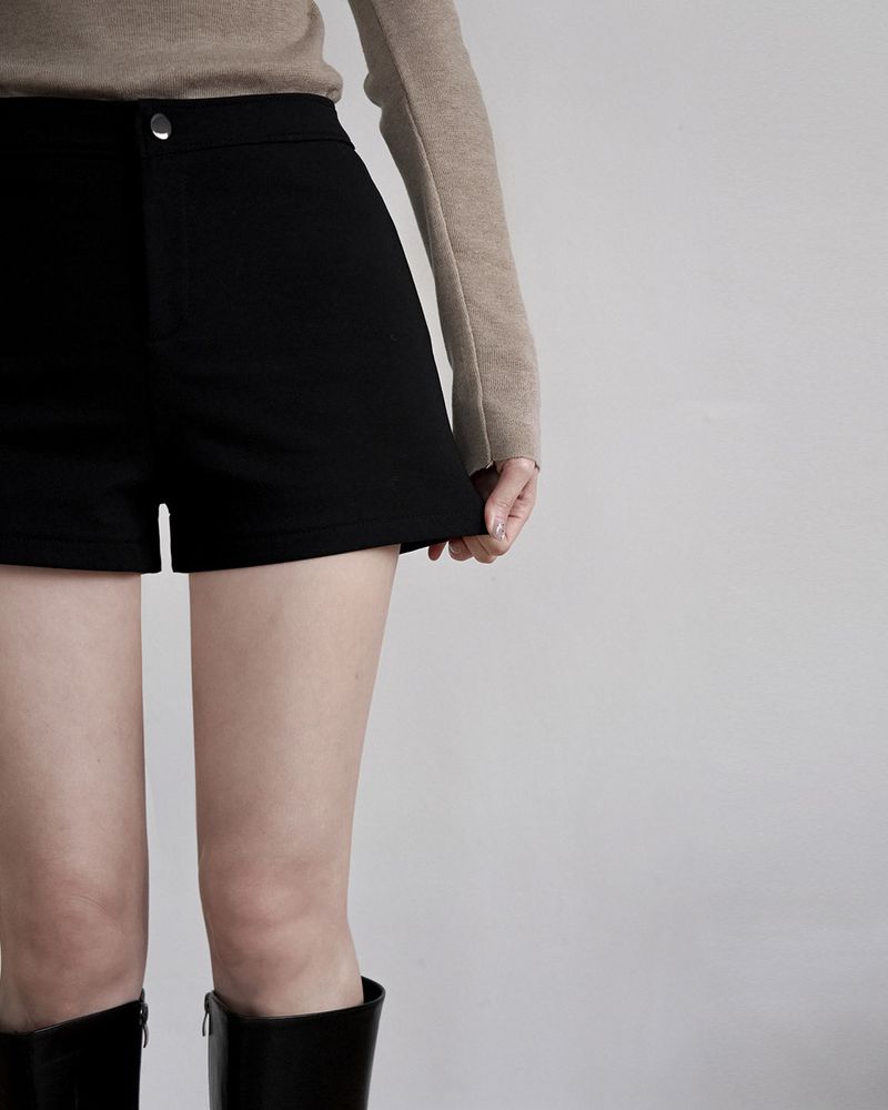 Sareun short pants