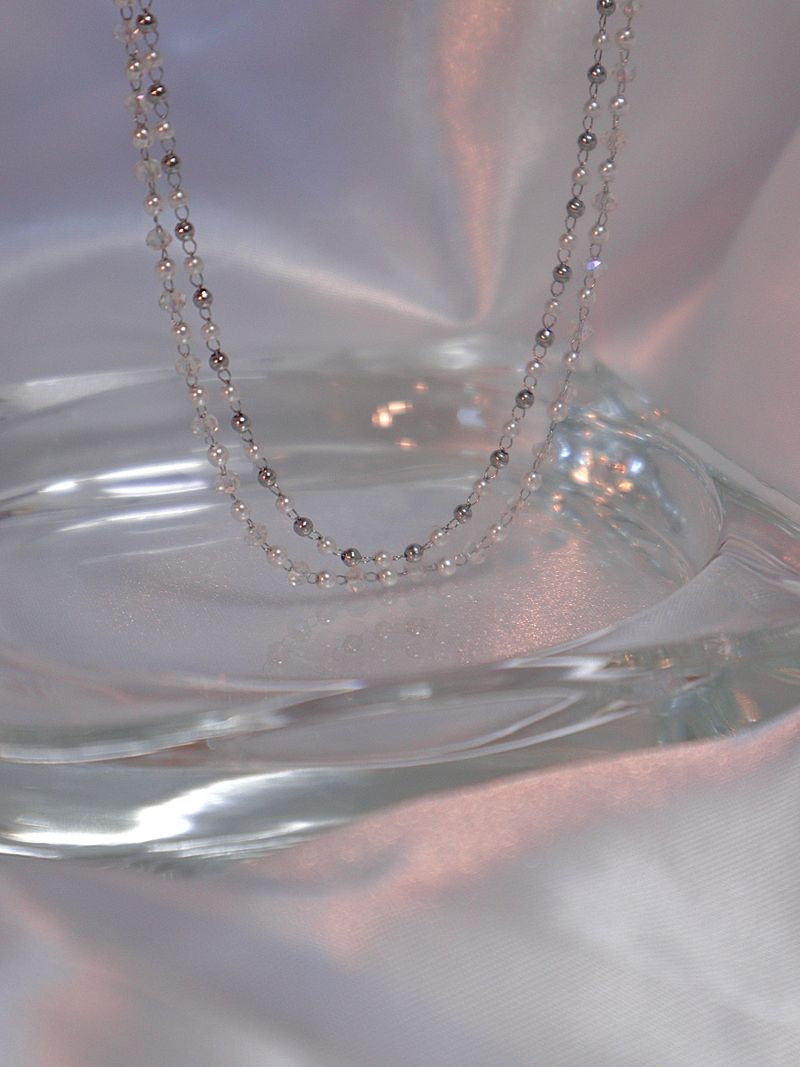 crystal ball pearl choker