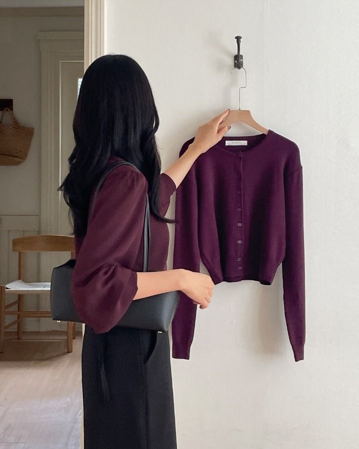 Nero Collar Shirring Hidden Button Puff Blouse