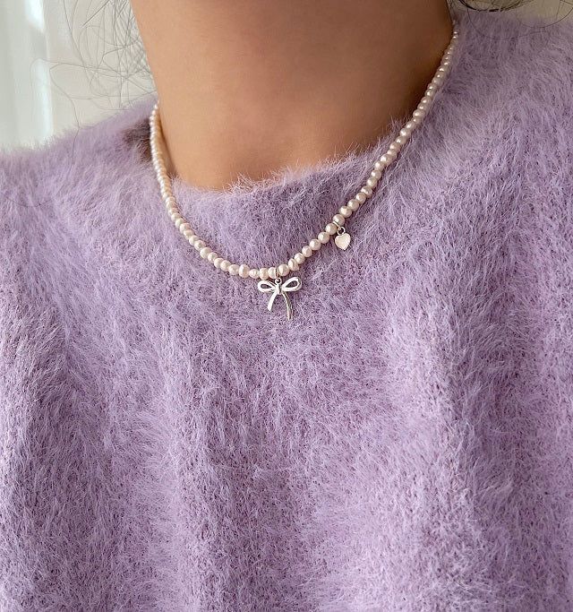 Acer rojo(アセルロジョ)の「reu Ballet Core Ribbon Wedding Guest Look 925 Freshwater Pearl Embroidery Silver Heart Necklace(Accessories)」
