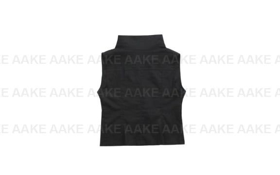 HIGH-NECK SLEEVELESS SHIRT