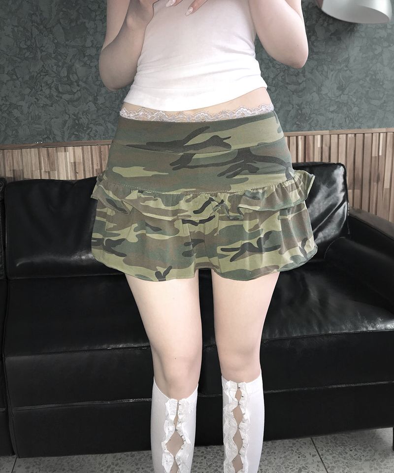 meego（ミーゴ）の「camo frill sk (2colors)（Skirts）」