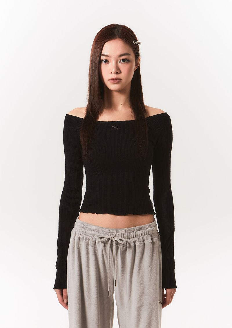CHERRYQUIRI(チェリーキュリー)の「smooth off shoulder top - black(Tops)」
