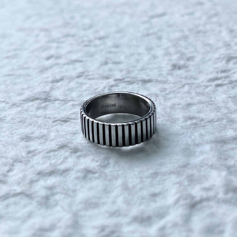 Vertical Engraved Wide Ring