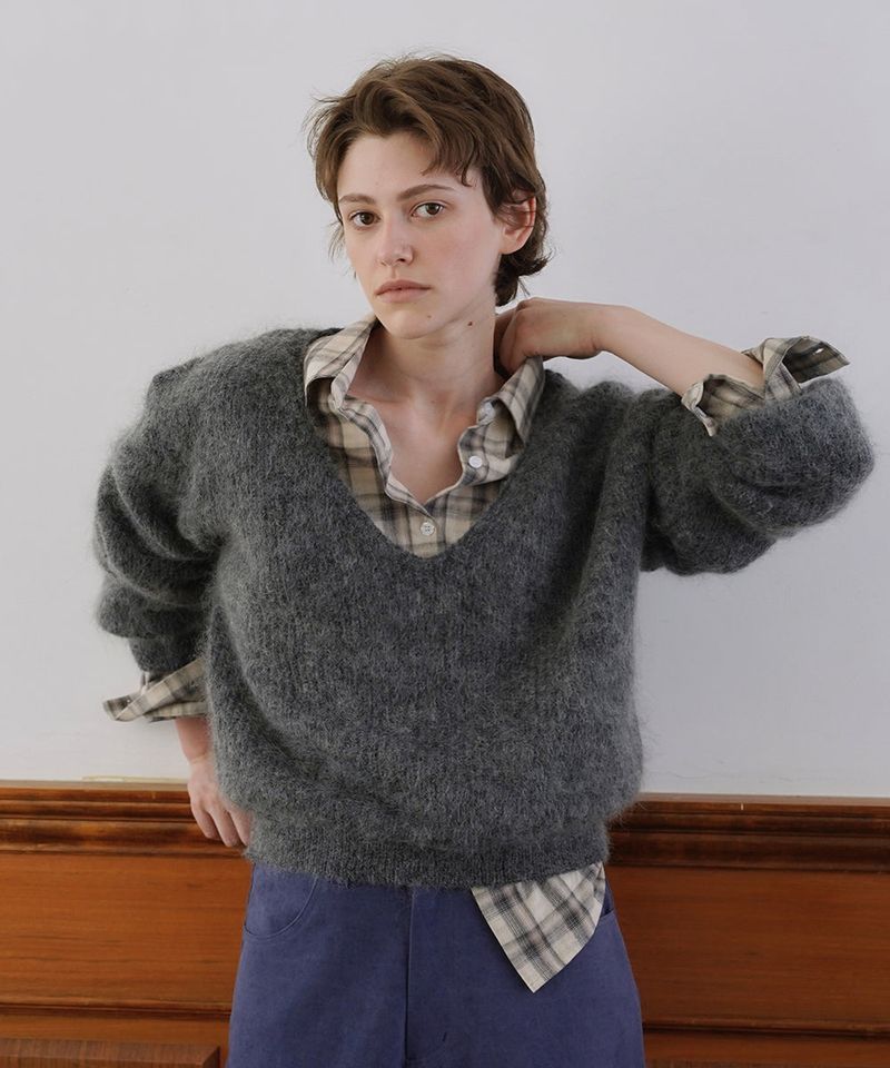 WITHOUTSUMMER(ウィズアウトサマー)の「Mohair v-neck knit_charcoal(Tops)」
