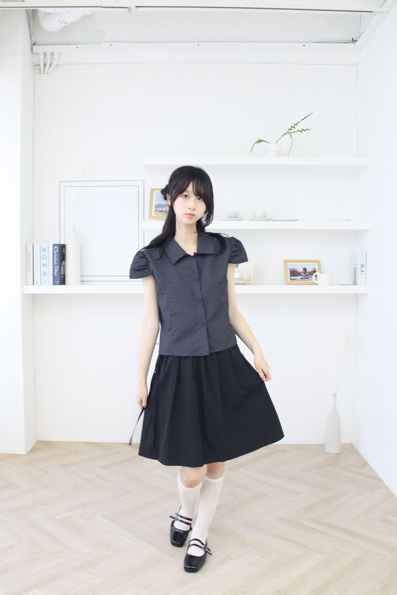 Dot Puff Cap Sleeve Blouse