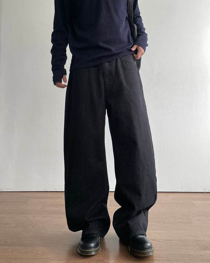 Roam Non-Fade Denim Pants