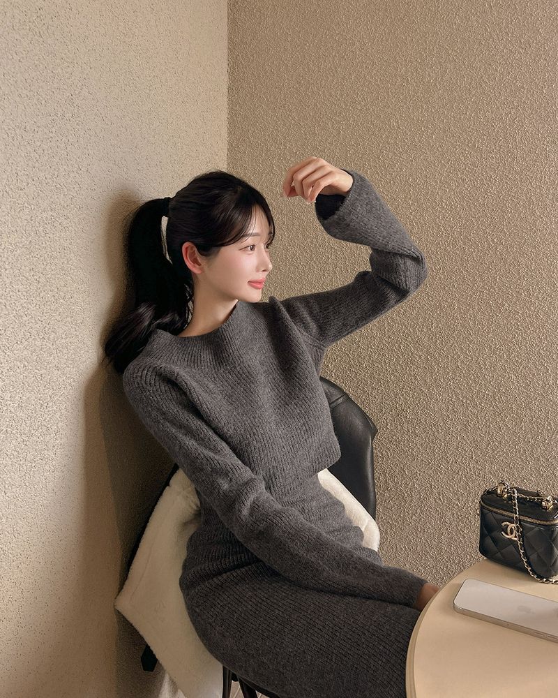 Crop knit & long skirt set