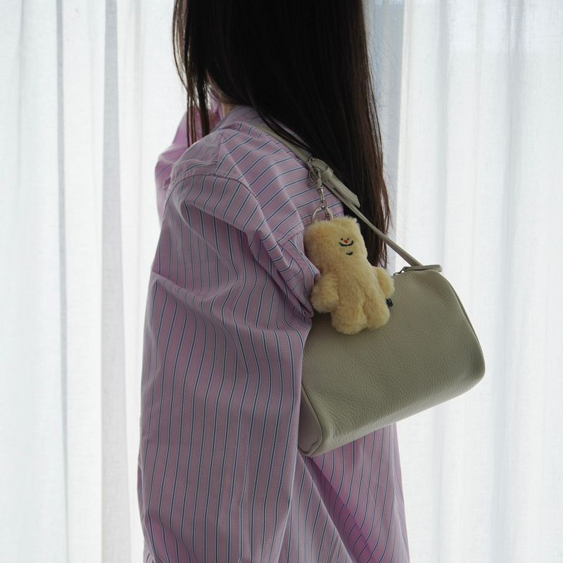 tuteogi yellow doll keyring