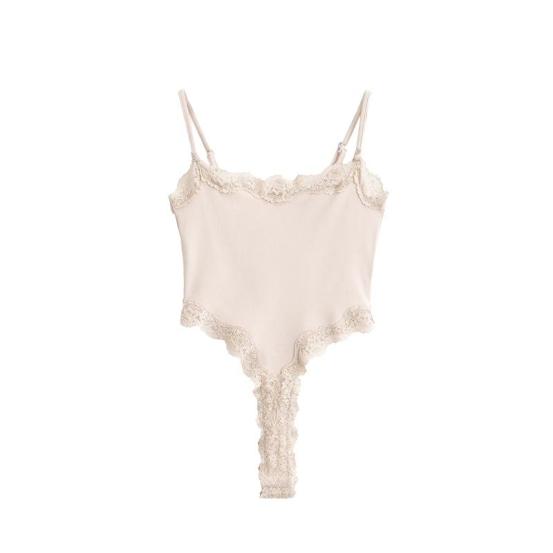 Cozy&Kitsch（コージーアンドキッチ）の「Elvia Lace Bodysuit Top（Tops）」