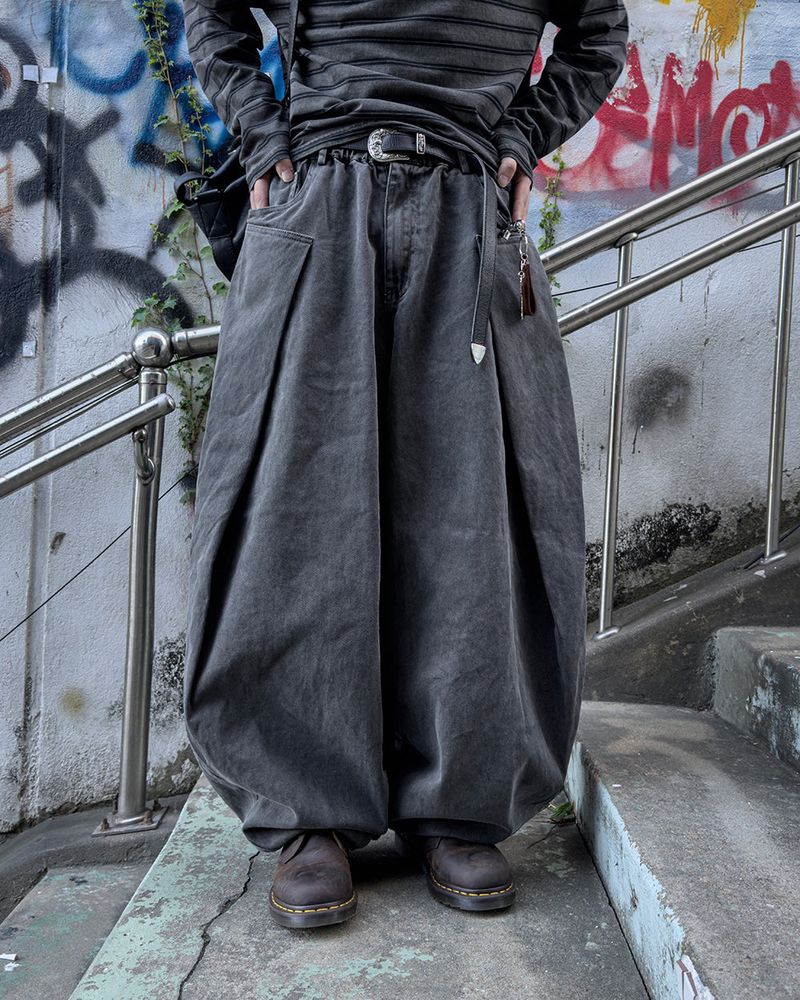 JIIGEUM（ジグム）の「Folden Pigment Balloon Pants（Pants）」