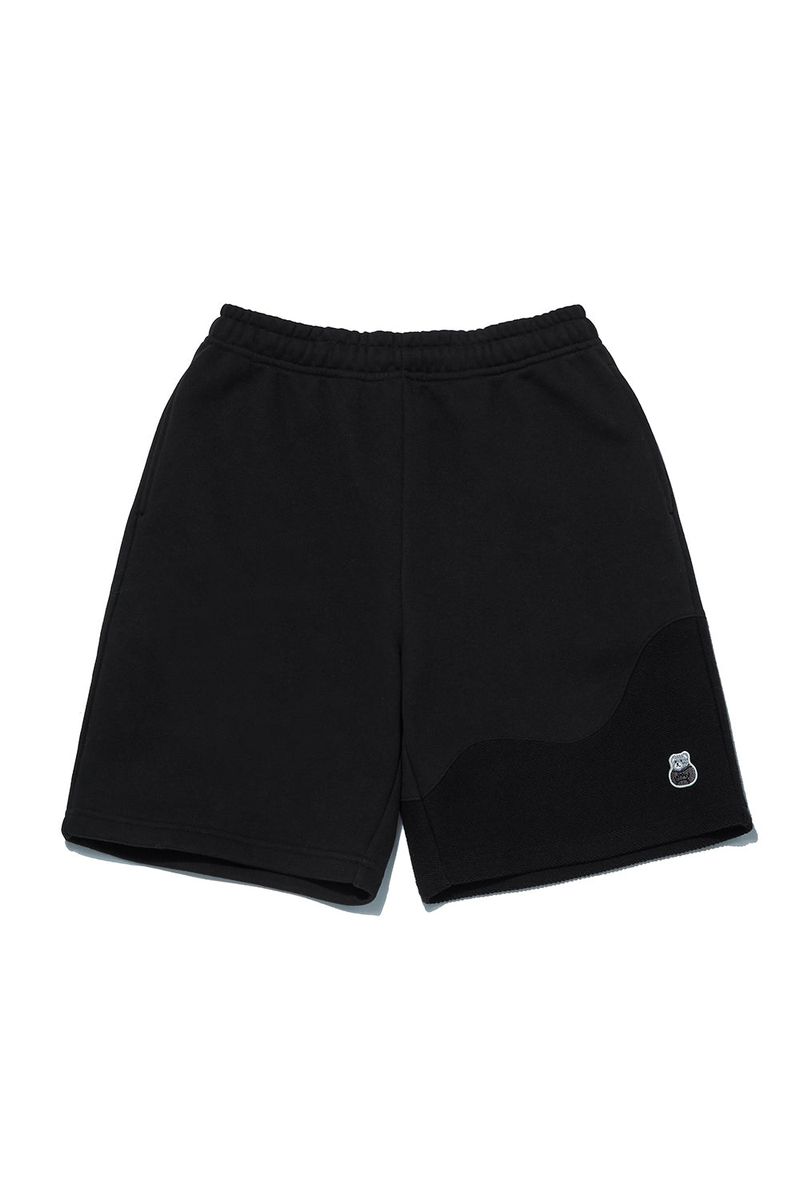 Reverse Bear Patch Shorts_Black