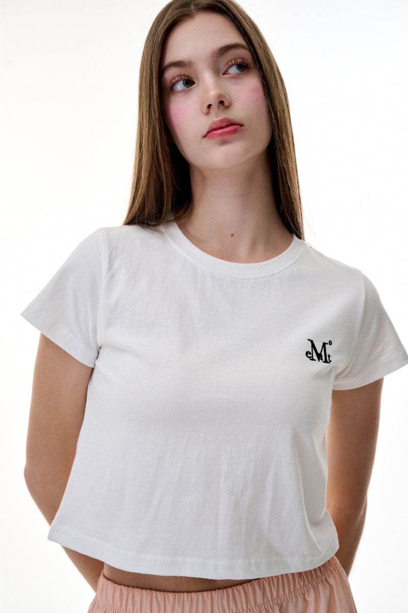 MUCENT(ムセント)の「MUCENT SMALL LOGO T (White)(Tops)」