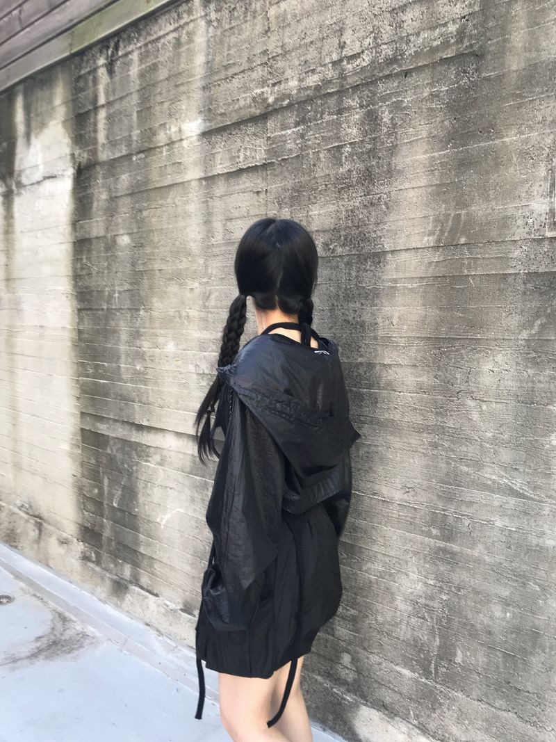 Cropped rain mesh hooded windbreaker