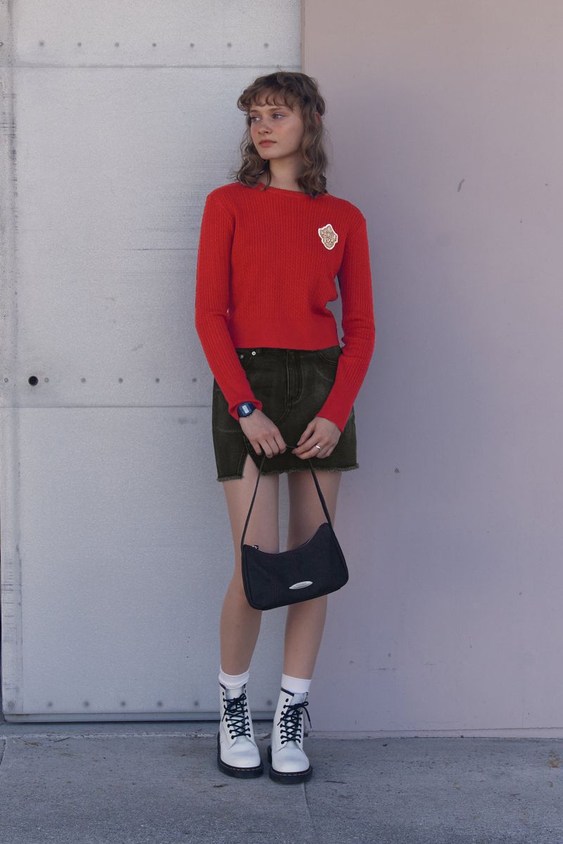 EMBLEM WAPPEN ROUND NECK KNIT [RED]