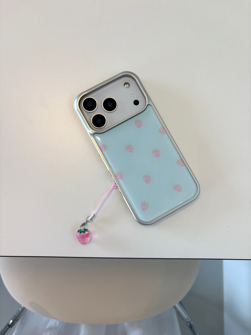 milky berry phone case
