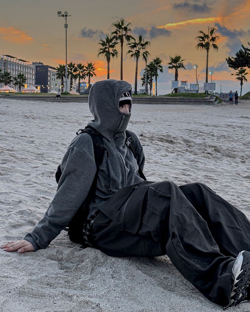 JIIGEUM（ジグム）の「Cloak Balaclava Fleece Zip-Up（Jackets/Outerwear）」