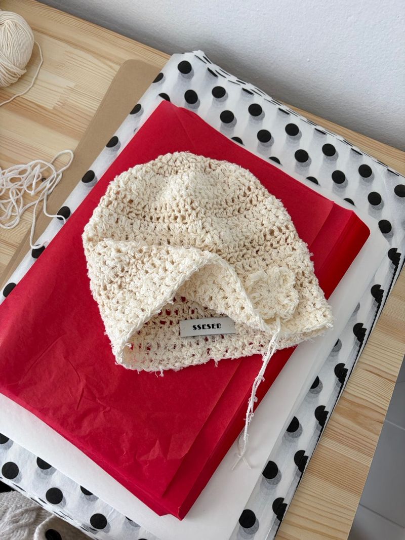 Fluffy Clover Beanie-Cream