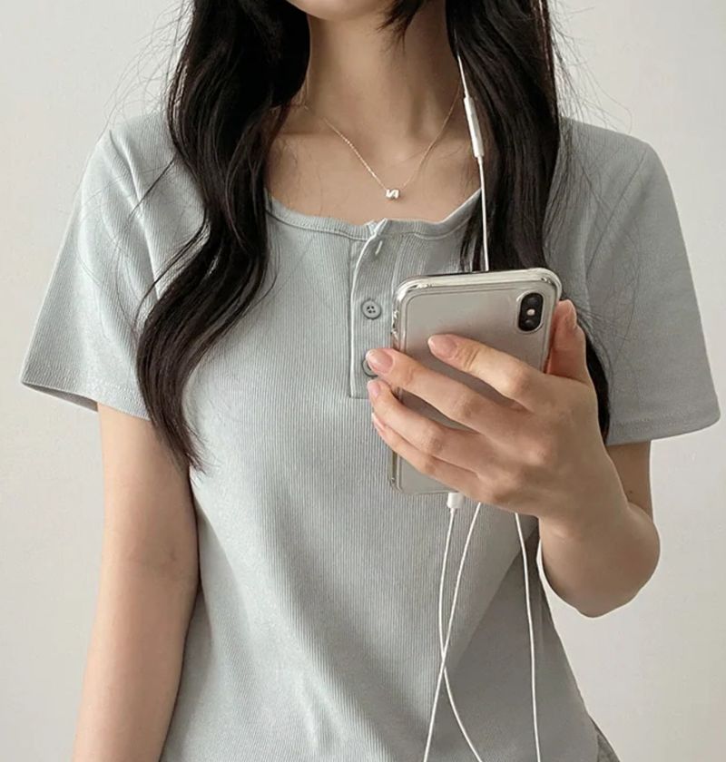 Waddoo hem round button short sleeve tee