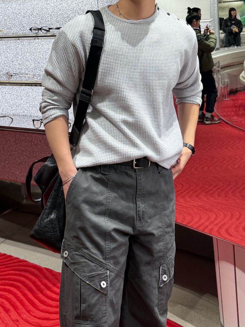Deep garment pin dying cargo pants