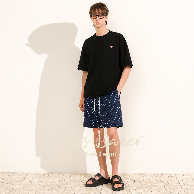 Miss Baker（ミスベイカー）の「ハートバイカーパッチTシャツ ブラック(MAN)（トップス）」