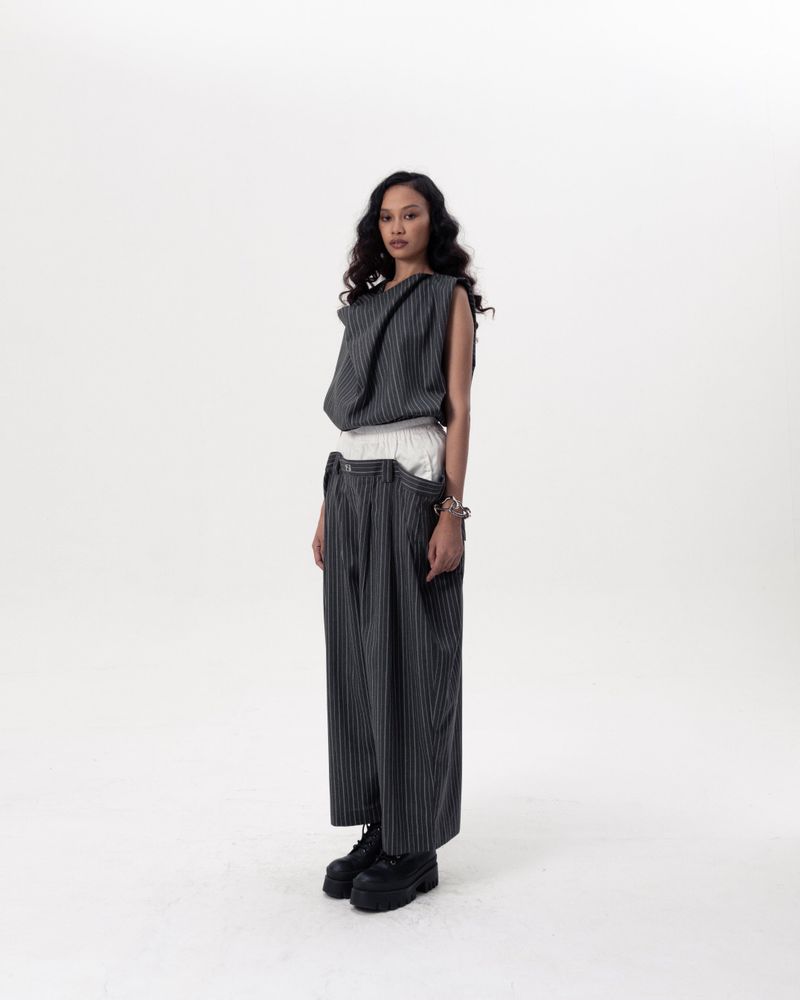 PEDESTRIAN LAYERED TROUSERS