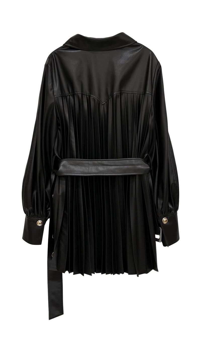 Pleated jacket