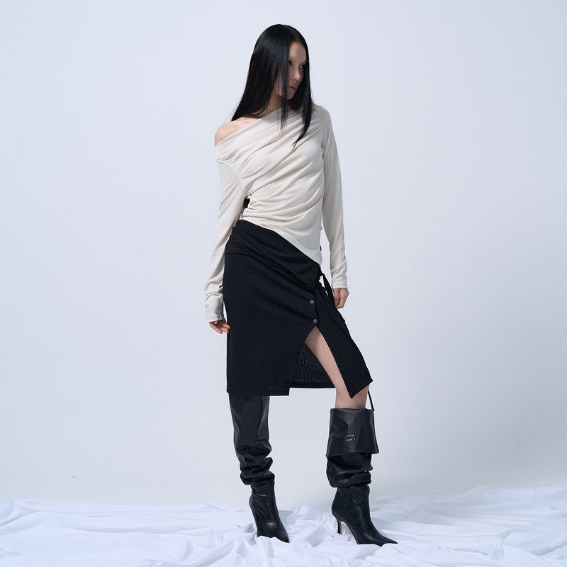 OFF SHOULDER SHIRRING CUT-OUT TOP (PALE GREEN)