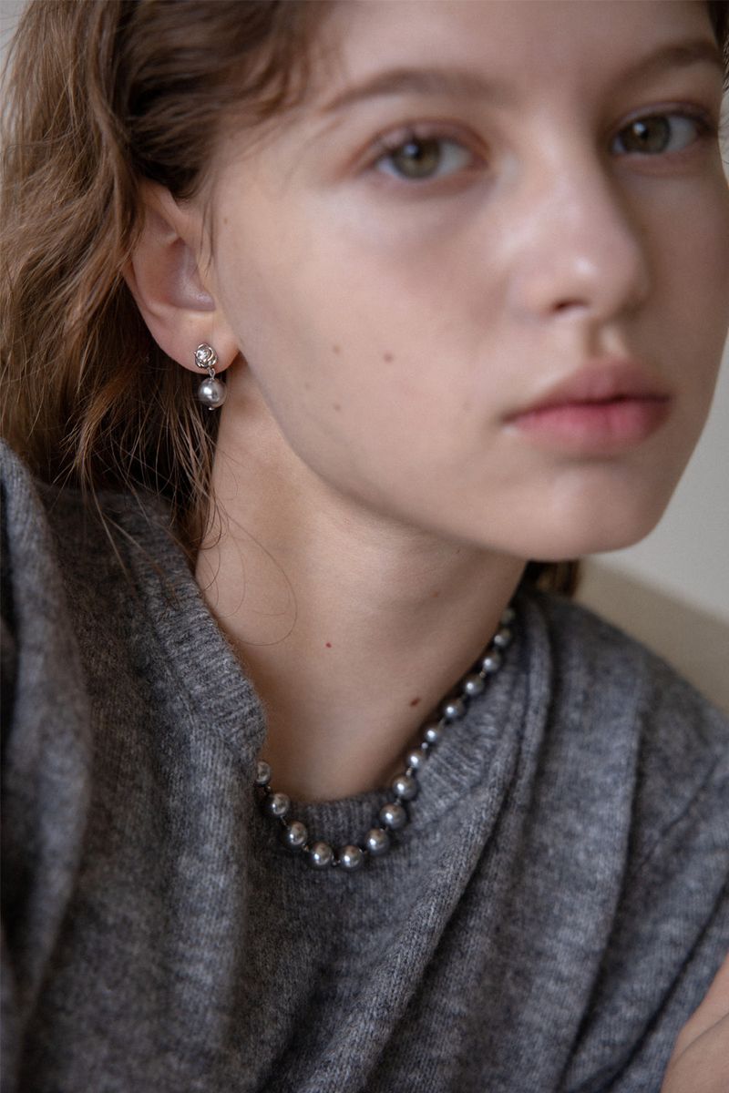 Rose and silver pearl drop earring