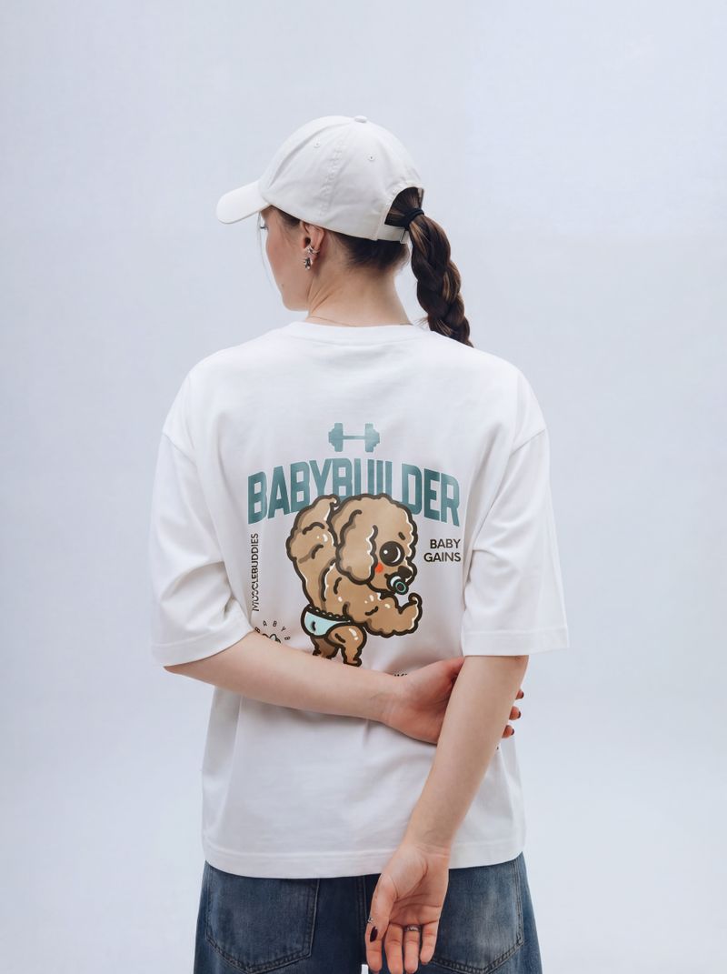 Creeps Apparel（クリープス・アパレル ）の「マッスル バディーズ ベビービルダー プードル オーバーサイズ プリント ティー（トップス）」