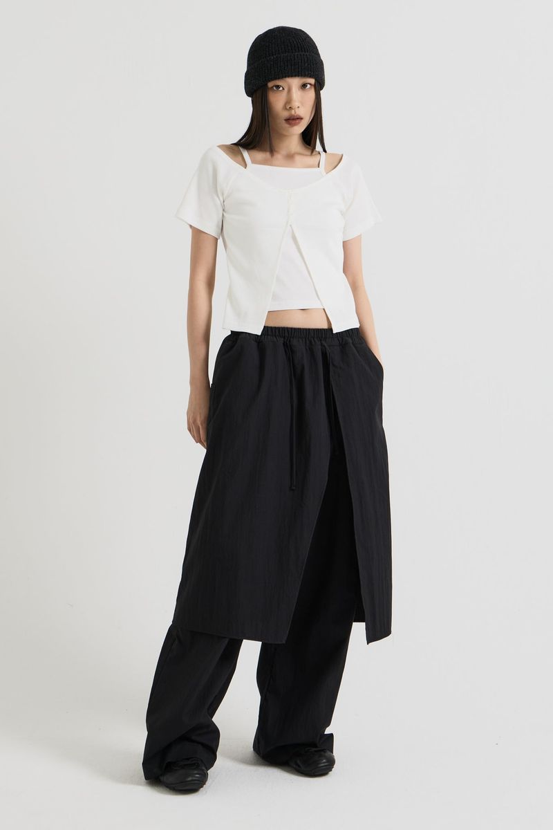 Sleeveless layered top, White