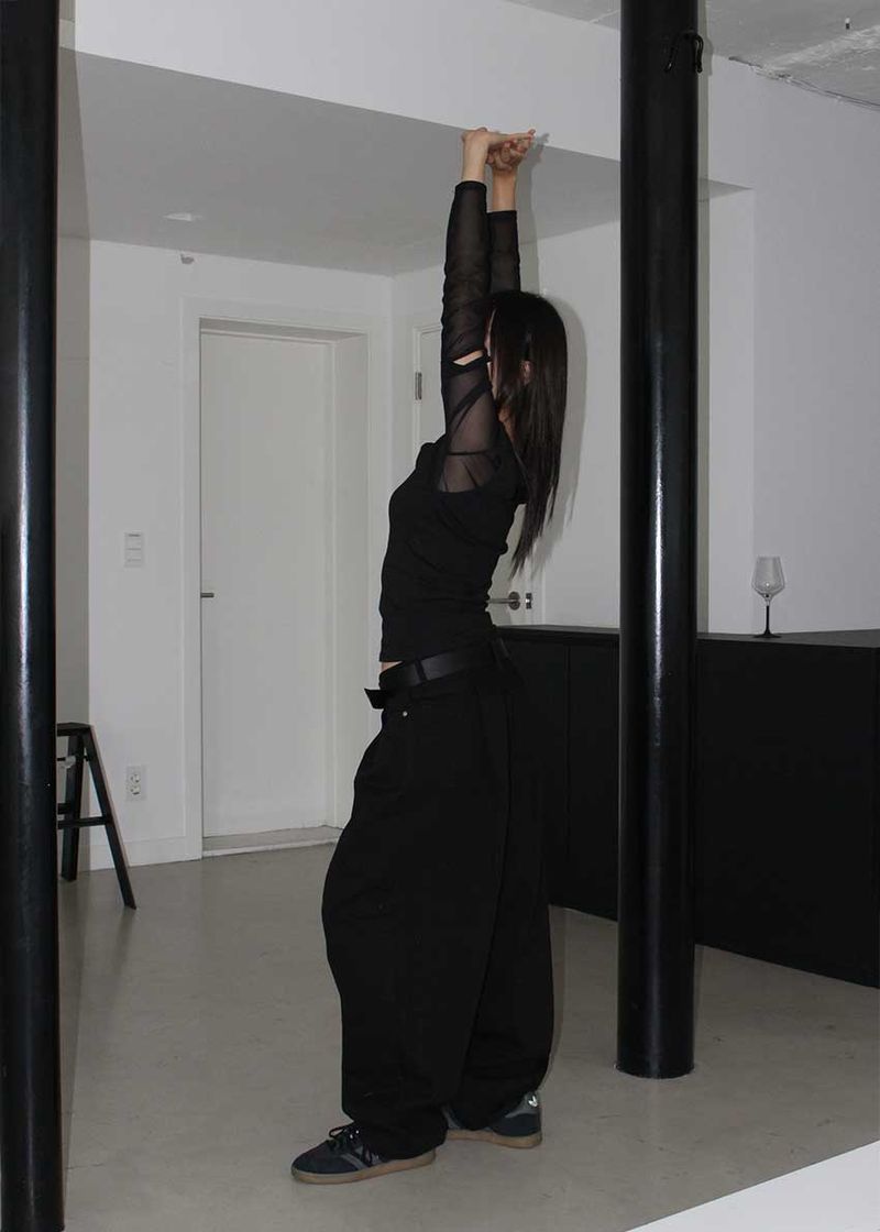 TUCK WIDE DENIM PANTS