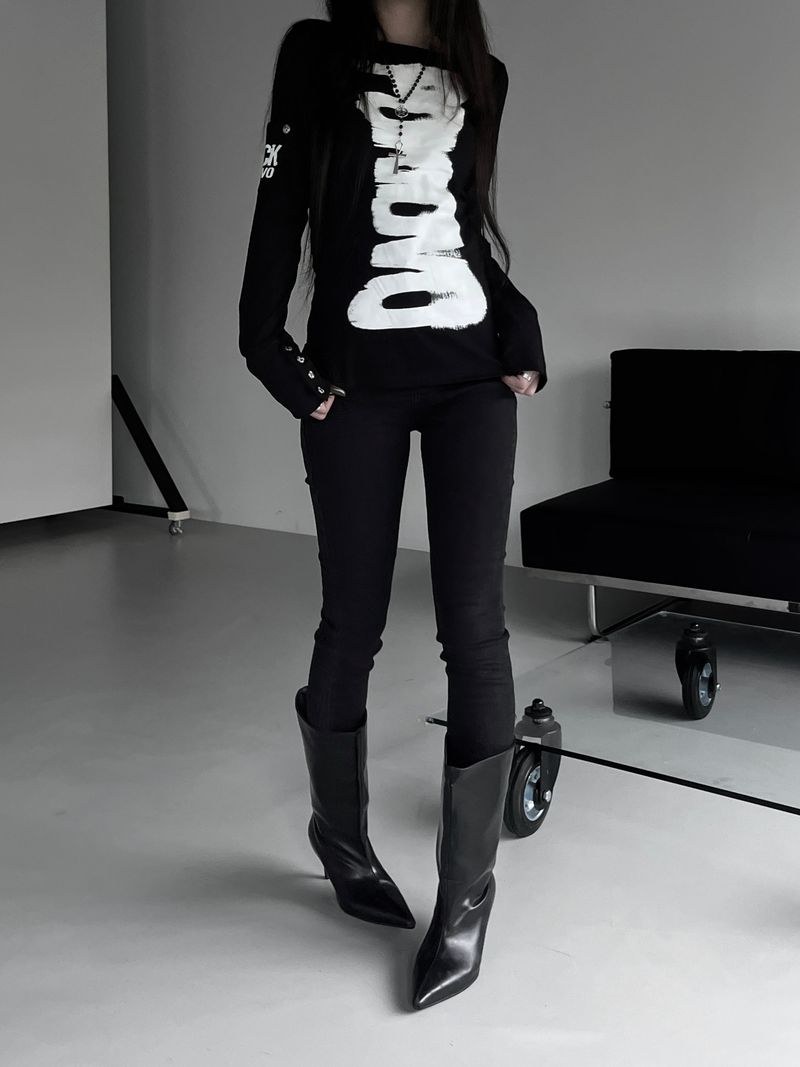 black vintage slub skinny denim