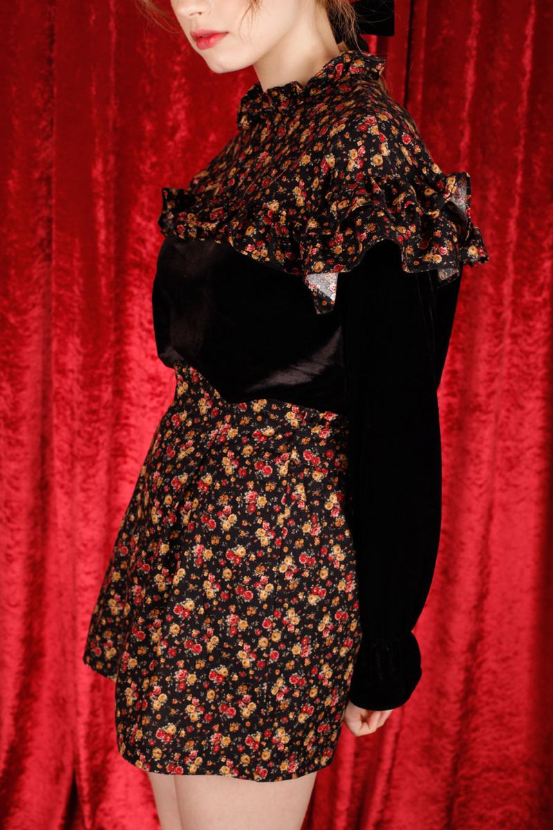 rose skirt